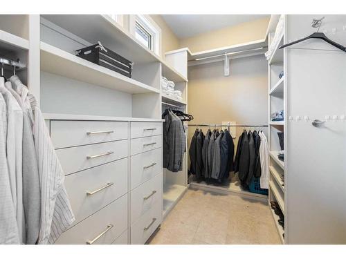 7 Wexford Crescent Sw, Calgary, AB - Indoor With Storage