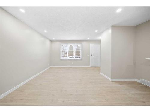 115 Rundlecairn Road Ne, Calgary, AB - Indoor Photo Showing Other Room