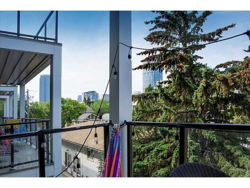 305-455 1 Avenue Ne, Calgary, AB - Outdoor With Balcony