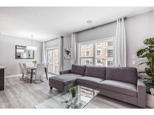 196 Dawson Harbour Heights, Chestermere, AB - Indoor Photo Showing Living Room