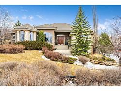 10 Slopeview Drive SW Calgary, AB T3H 3Y7