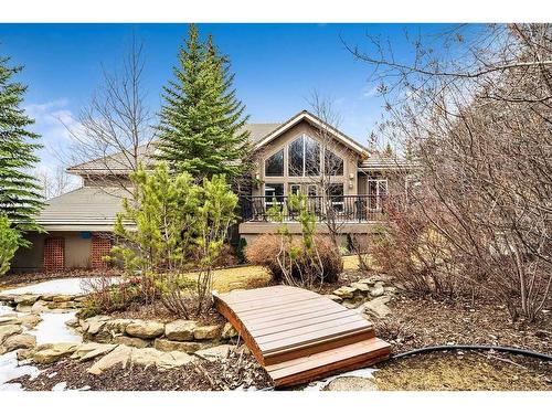 10 Slopeview Drive Sw, Calgary, AB - Outdoor