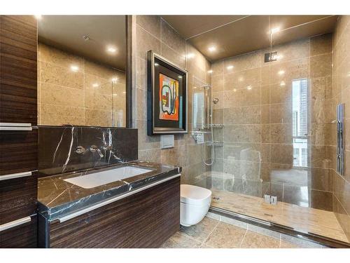 1701-108 9 Avenue Sw, Calgary, AB - Indoor Photo Showing Bathroom