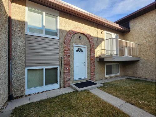 12 Huntley Close Ne, Calgary, AB - Outdoor With Balcony With Exterior
