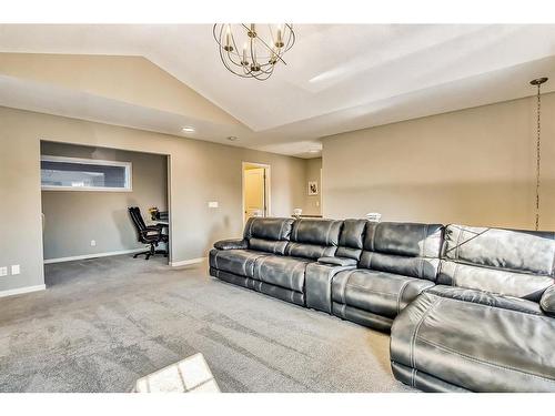 46 Cranbrook Cove Se, Calgary, AB - Indoor Photo Showing Living Room