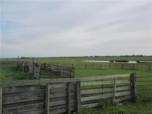 250 Range Road, Rural Wheatland County, AB 