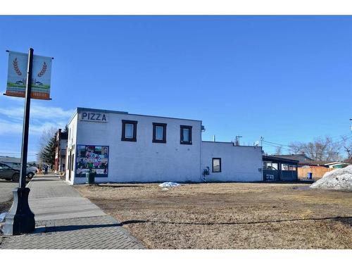 230 2 Street, Irricana, AB 