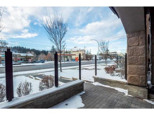 101-3320 3 Avenue Nw, Calgary, AB - Outdoor With View