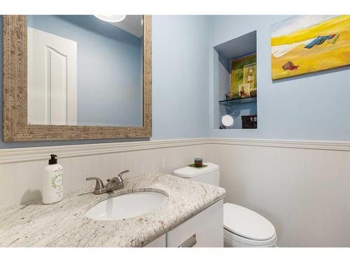 116 Sun Harbour Crescent Se, Calgary, AB - Indoor Photo Showing Bathroom