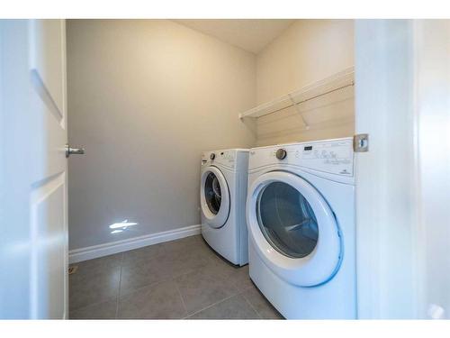 61 Nolanhurst Rise Nw, Calgary, AB - Indoor Photo Showing Laundry Room