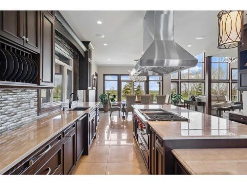 242036 96 Street East, Rural Foothills County, AB - Indoor Photo Showing Kitchen With Upgraded Kitchen