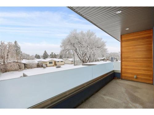 116 Westview Drive Sw, Calgary, AB - Outdoor With Exterior