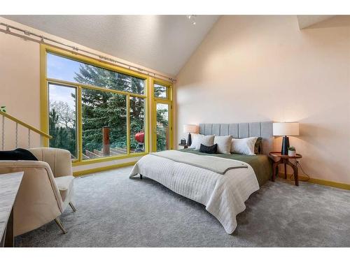 192 Slopeview Drive Sw, Calgary, AB - Indoor Photo Showing Bedroom