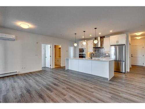 6201-200 Seton Circle Se, Calgary, AB - Indoor Photo Showing Kitchen With Upgraded Kitchen