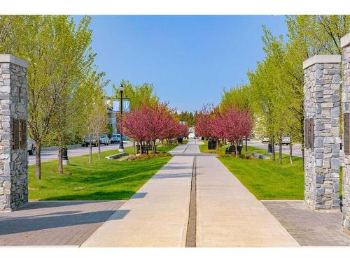 2401-95 Burma Star Road Sw, Calgary, AB - Outdoor With View