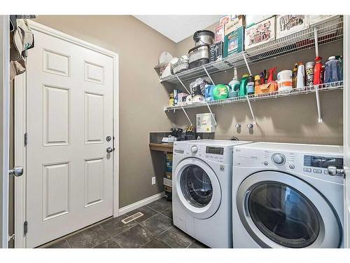 1406 Montrose Terrace Se, High River, AB - Indoor Photo Showing Laundry Room