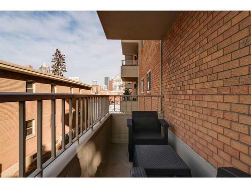404-629 Royal Avenue Sw, Calgary, AB - Outdoor With Balcony With Exterior