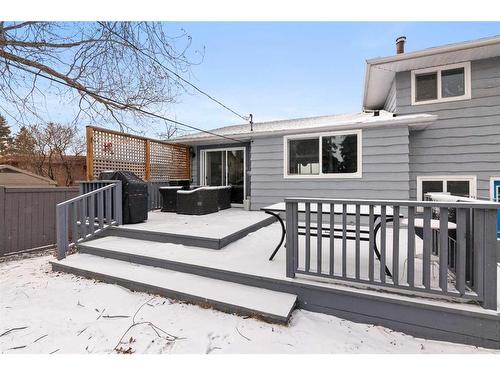 5620 37 Street Sw, Calgary, AB - Outdoor With Exterior
