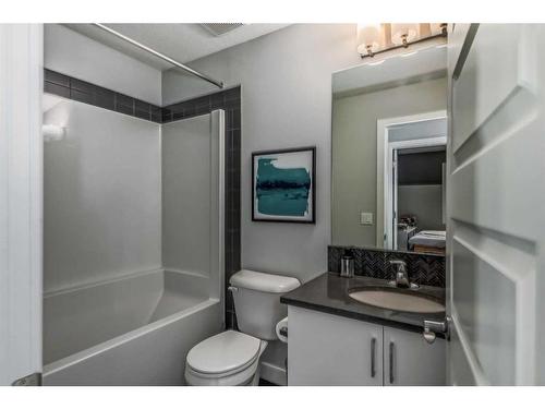 10 Cornerstone Road Ne, Calgary, AB - Indoor Photo Showing Bathroom