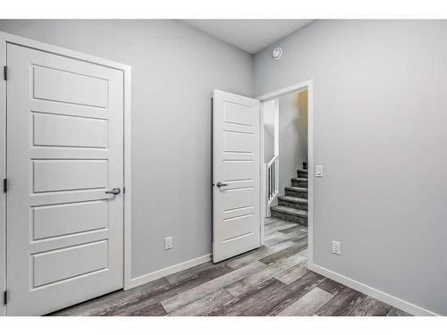 190 Lucas Close Nw, Calgary, AB - Indoor Photo Showing Other Room