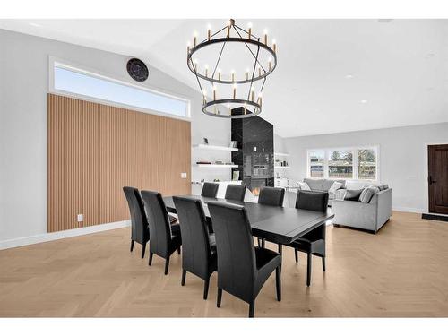3316 36 Avenue Sw, Calgary, AB - Indoor Photo Showing Dining Room