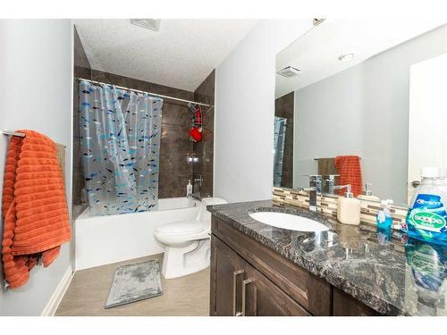 112 Kinniburgh Circle, Chestermere, AB - Indoor Photo Showing Bathroom