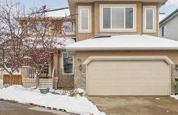 86 Royal Birkdale Crescent NW Calgary, AB T3G 5R6