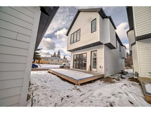 176 Lissington Drive Sw, Calgary, AB - Outdoor With Exterior