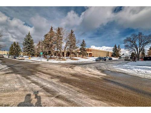 176 Lissington Drive Sw, Calgary, AB - Outdoor With View
