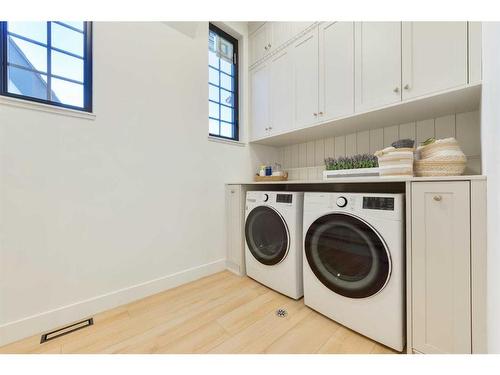 183 Windermere Drive Nw, Edmonton, AB - Indoor Photo Showing Laundry Room