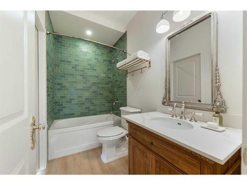 183 Windermere Drive Nw, Edmonton, AB - Indoor Photo Showing Bathroom