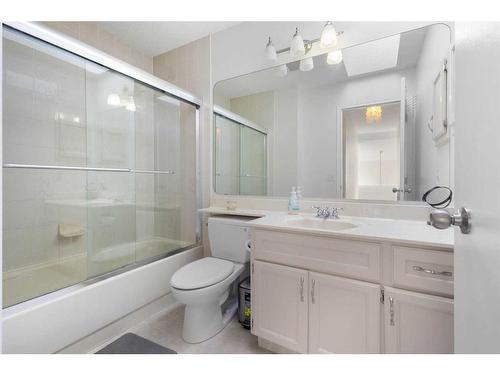 65 Scanlon Hill Nw, Calgary, AB - Indoor Photo Showing Bathroom