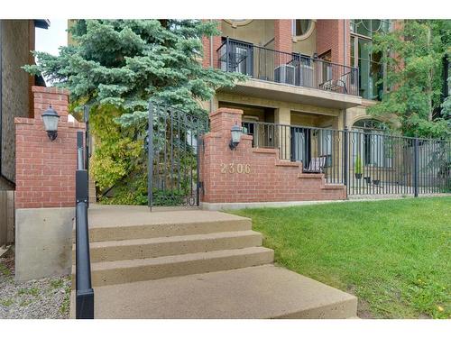 302-2306 17B Street Sw, Calgary, AB - Outdoor With Balcony With Exterior