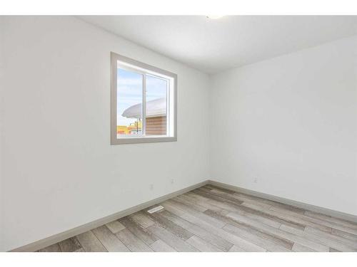 436 Dawson Circle, Chestermere, AB - Indoor Photo Showing Other Room