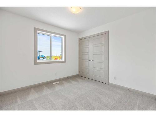 436 Dawson Circle, Chestermere, AB - Indoor Photo Showing Other Room