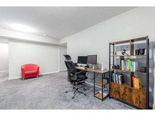 142 Cranwell Square Se, Calgary, AB - Indoor Photo Showing Office
