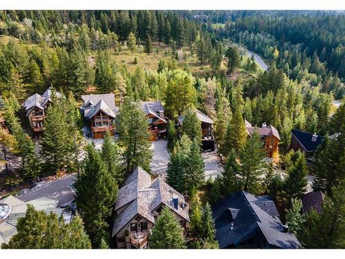12 Blue Grouse Ridge, Canmore, AB 
