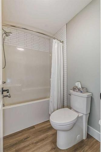 292 Legacy Mount Se, Calgary, AB - Indoor Photo Showing Bathroom