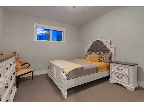 41 Damkar Drive, Rural Rocky View County, AB - Indoor Photo Showing Bedroom