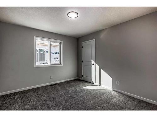 283 Calhoun Crescent Ne, Calgary, AB - Indoor Photo Showing Other Room