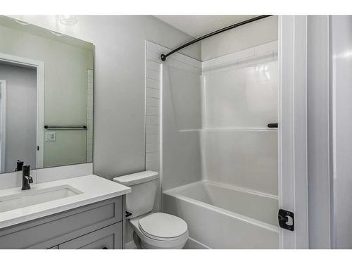 283 Calhoun Crescent Ne, Calgary, AB - Indoor Photo Showing Bathroom