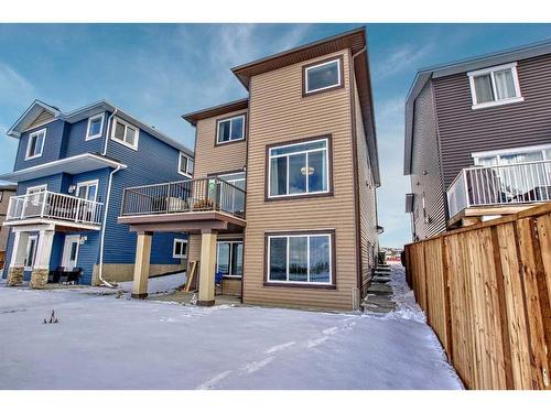 19 Lakewood Mews, Strathmore, AB - Outdoor With Deck Patio Veranda With Exterior