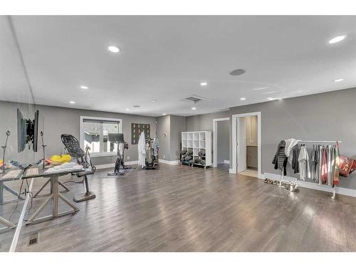 1018 2 Street Sw, High River, AB - Indoor Photo Showing Gym Room