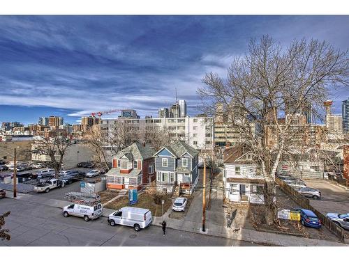 404-323 18 Avenue Sw, Calgary, AB - Outdoor With View