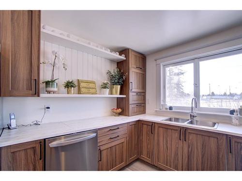 4309 2 Street West, Claresholm, AB - Indoor Photo Showing Kitchen With Double Sink