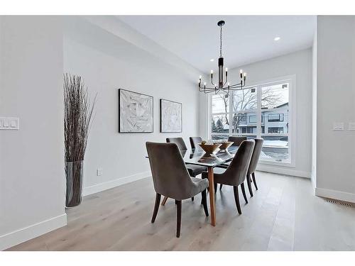 2-427 37 Street Sw, Calgary, AB - Indoor Photo Showing Dining Room
