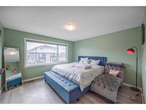15 Corner Meadows Villas Ne, Calgary, AB - Indoor Photo Showing Bedroom