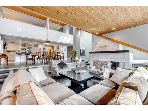 10-2200 Varsity Estates Drive Nw, Calgary, AB - Indoor Photo Showing Living Room With Fireplace