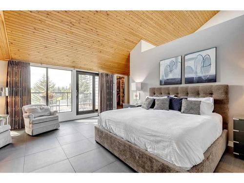 10-2200 Varsity Estates Drive Nw, Calgary, AB - Indoor Photo Showing Bedroom