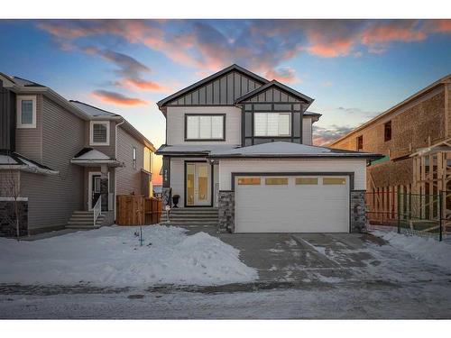 768 Edgefield Crescent, Strathmore, AB - Outdoor With Facade